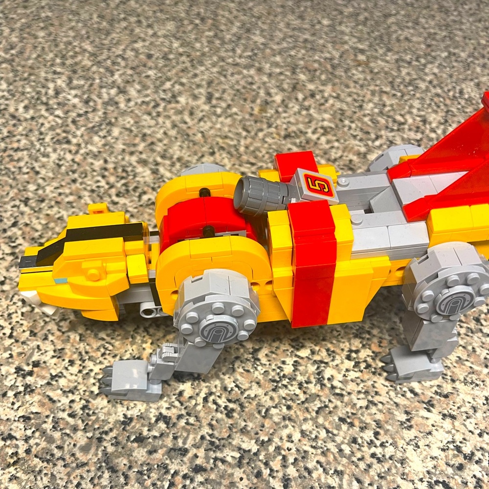 Legacy Voltron Yellow Lion